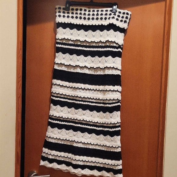 Anthropologie Black and White Maxi Pencil Skirt with Ruffles - Picture 3 of 5
